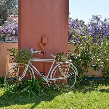 Seaside Maria Agios Matthaios (Corfu)